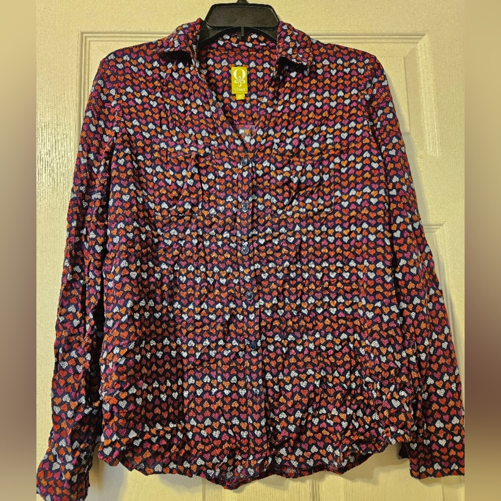 QMack Burgundy hearts Pattern Shirt